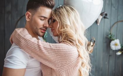 Come creare tensione sessuale con una ragazza