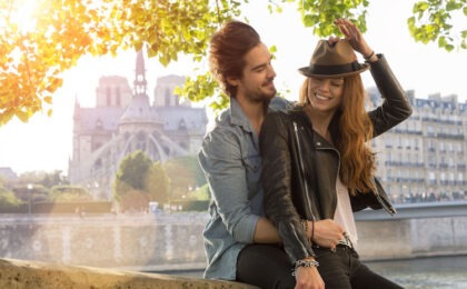 Le TECNICHE DI SEDUZIONE che ogni uomo deve conoscere per sedurre le ragazze