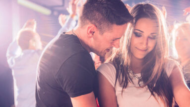 come-approcciare-una-ragazza-in-discoteca