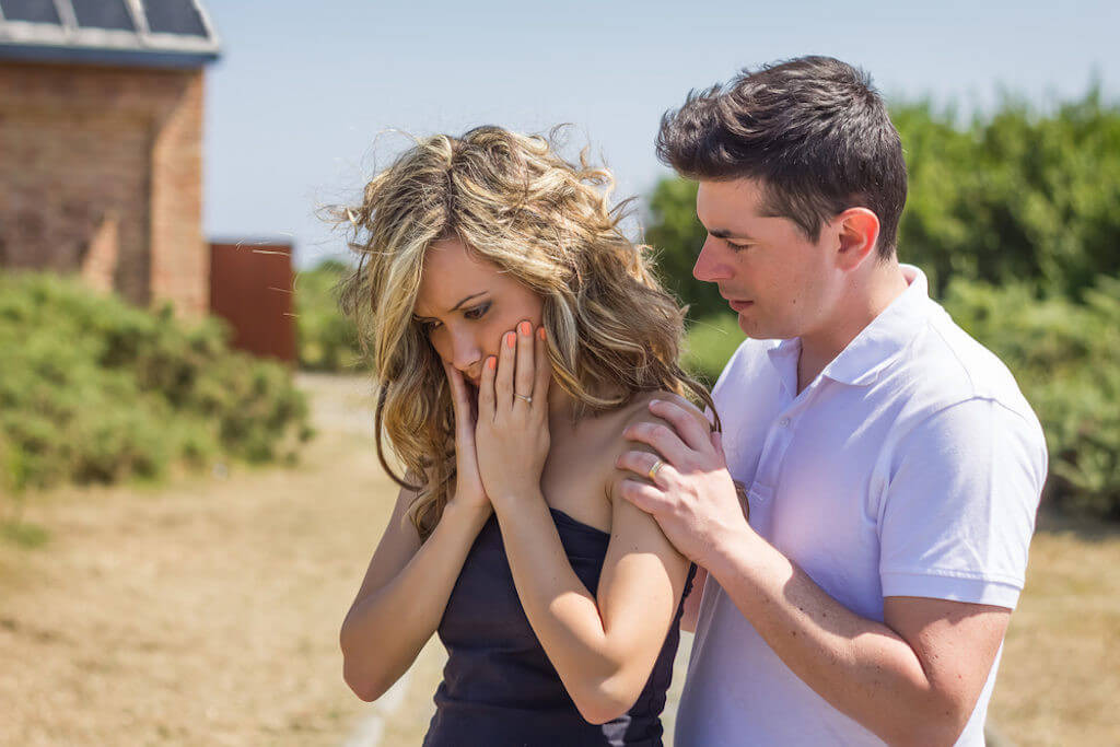 Le donne sono troppo emotive? Come affrontare le tempeste emotive femminili