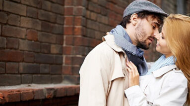 Relazione con una donna più grande. Scopri i motivi per cui lei è insieme a te