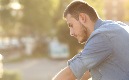 Come ritrovare l'autostima perduta, dopo che sei stato lasciato di una donna