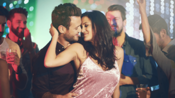 Come creare tensione sessuale con una donna